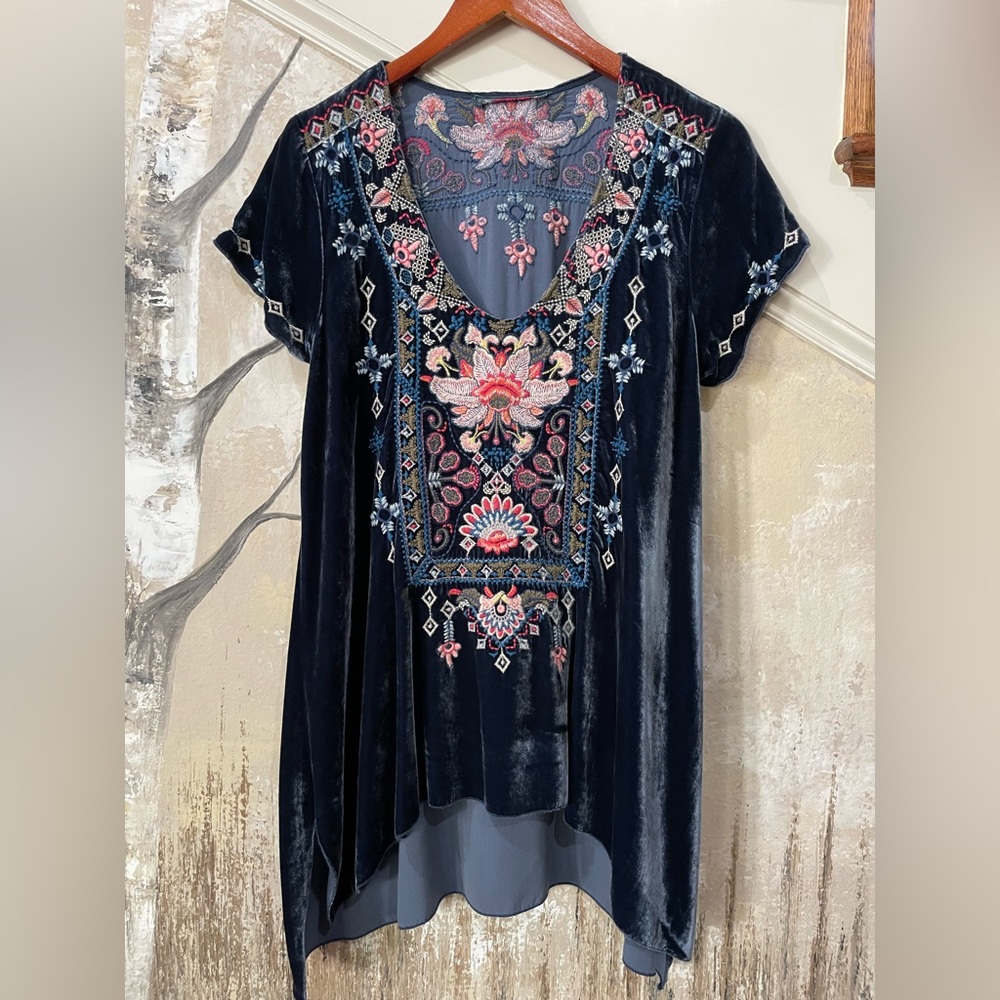Johnny Was•VELVET•Embroidered Tunic•Medium